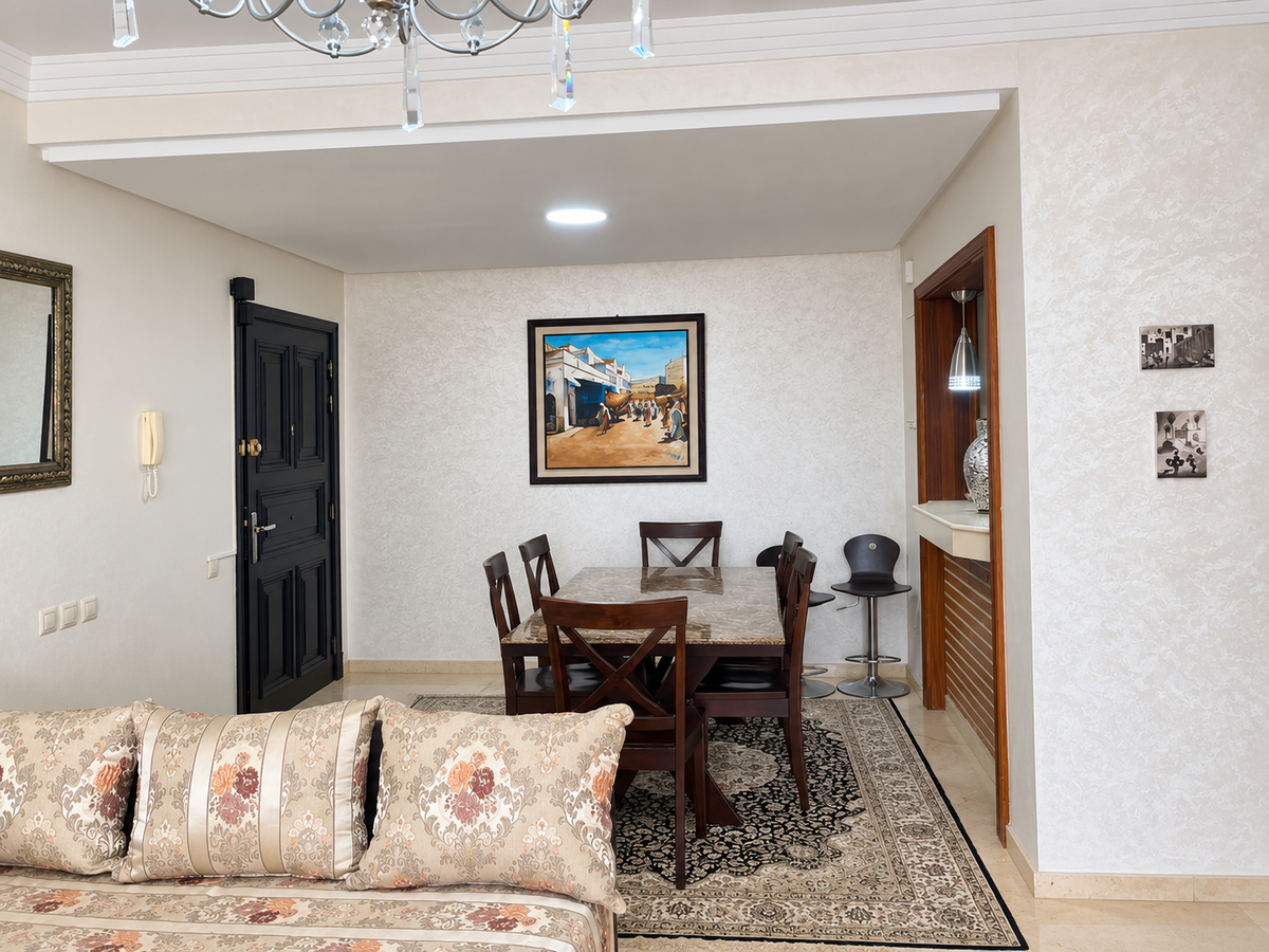 Salon i stół jadalny — apartament 2 sypialnowy na sprzedaż w Agadir Marina