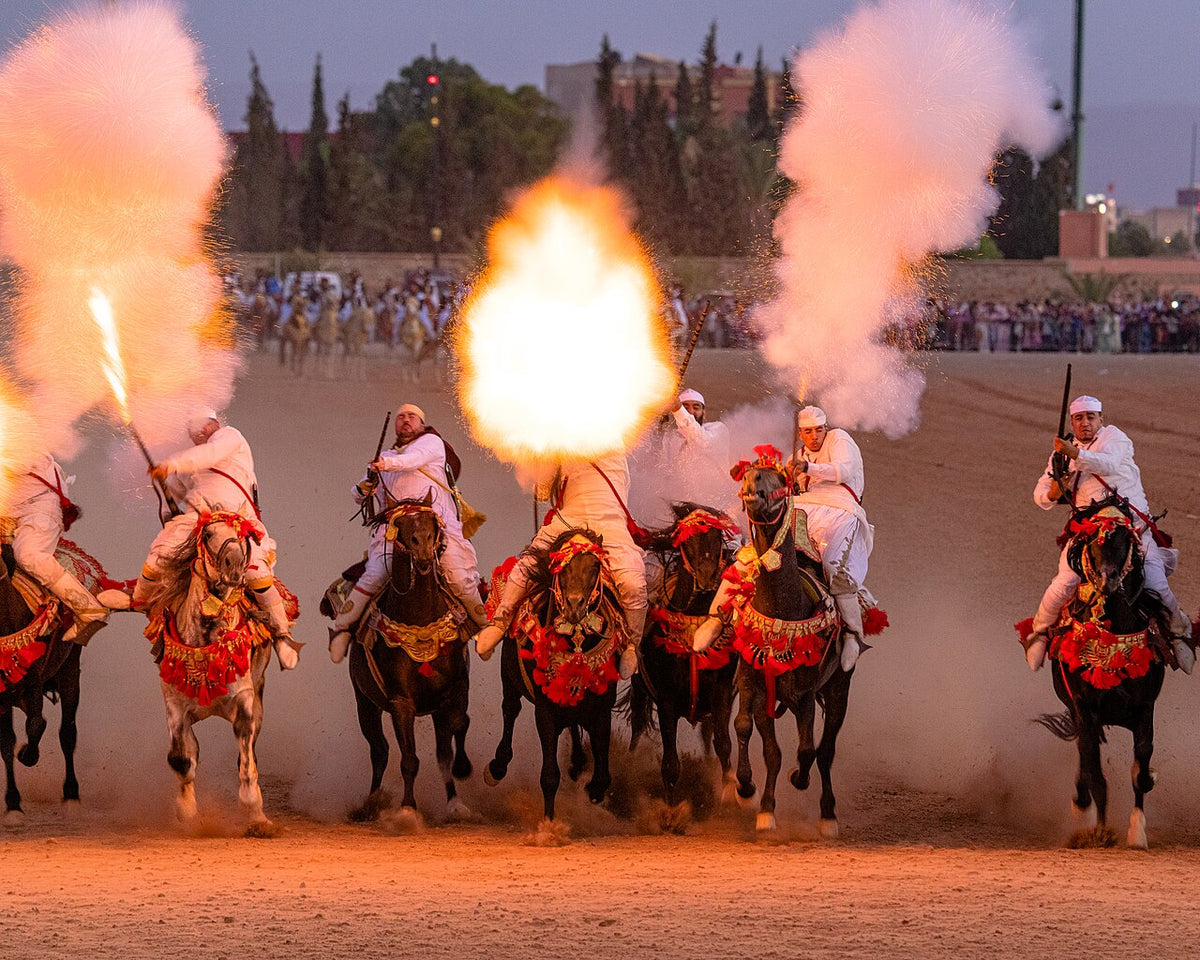 Moroccan Tbourida riders — illustrative Fantasia photograph, Houssain tork, CC BY-SA 4.0