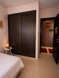 Islane GH6 bedroom with wardrobe storage