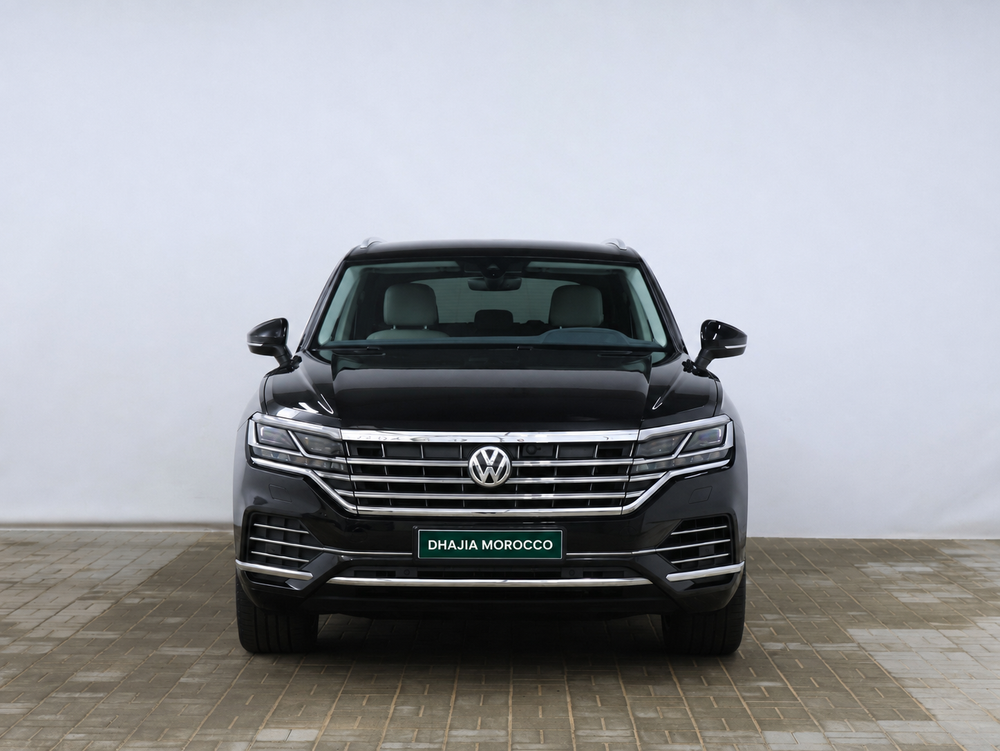 Black Volkswagen Touareg premium SUV hire in Agadir with DHAJIA Morocco