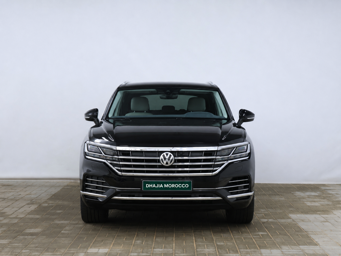 Black Volkswagen Touareg premium SUV hire in Agadir with DHAJIA Morocco
