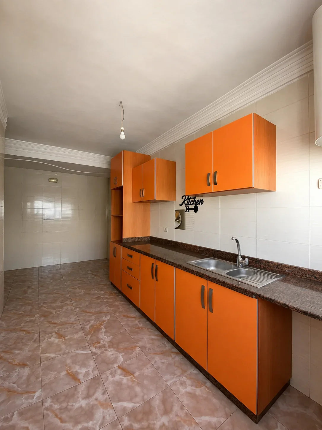 Three-bedroom family apartment for sale in Hay El Houda, Agadir — property view 3