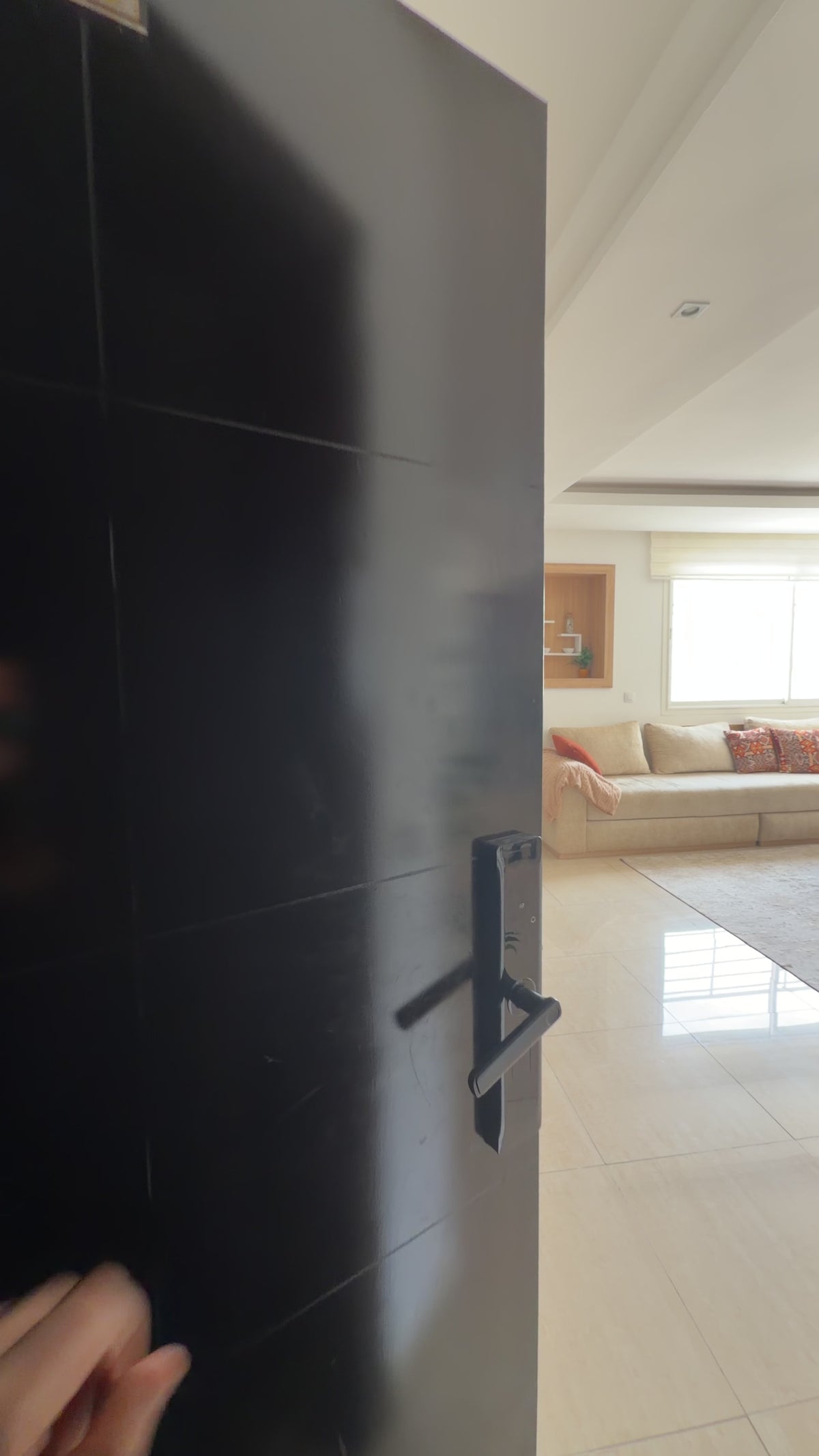 Video tour of the Islane GH25 two-bedroom apartment with pool in Agadir.
